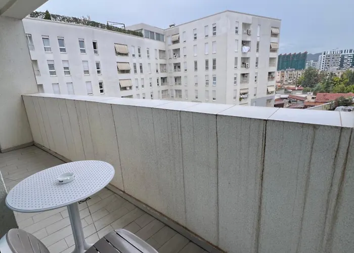 Magnet Comfort Homes 62