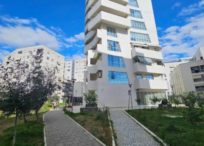 Magnet Comfort Homes 62 * Tirana